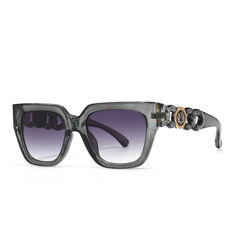 Damen oversized Sonnenbrille mit luxuriösen Kettenakzenten Karnz
