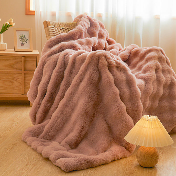Übergroße luxuriöse Kunstfell-Decke mit tiefem, plüschigem Flor für Sofa und Bett