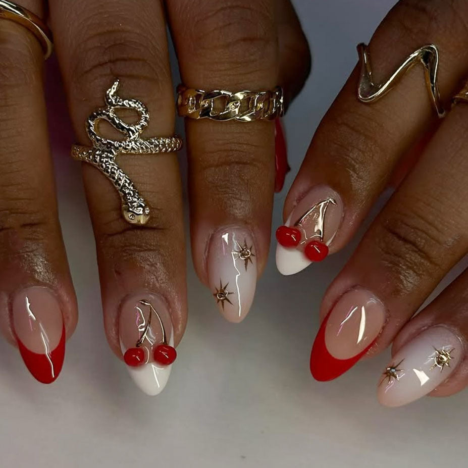 Kreative Kirsche-inspirierte Nagelkunst