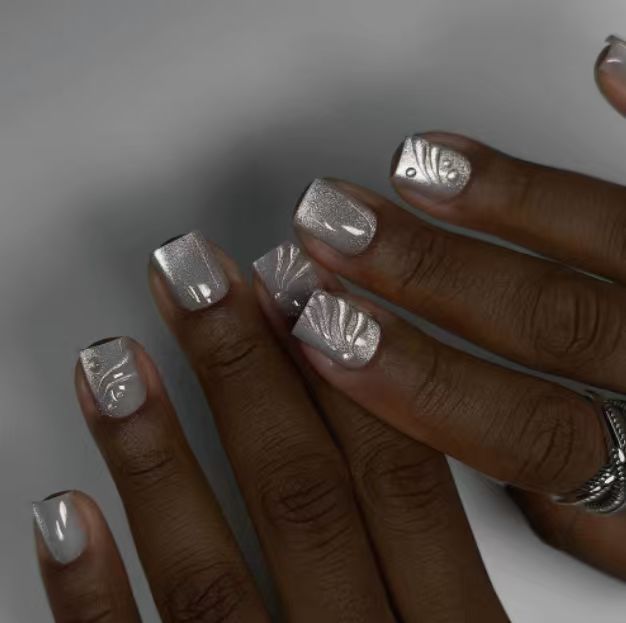Elegantes strukturiertes Nagelkunstset Karnz