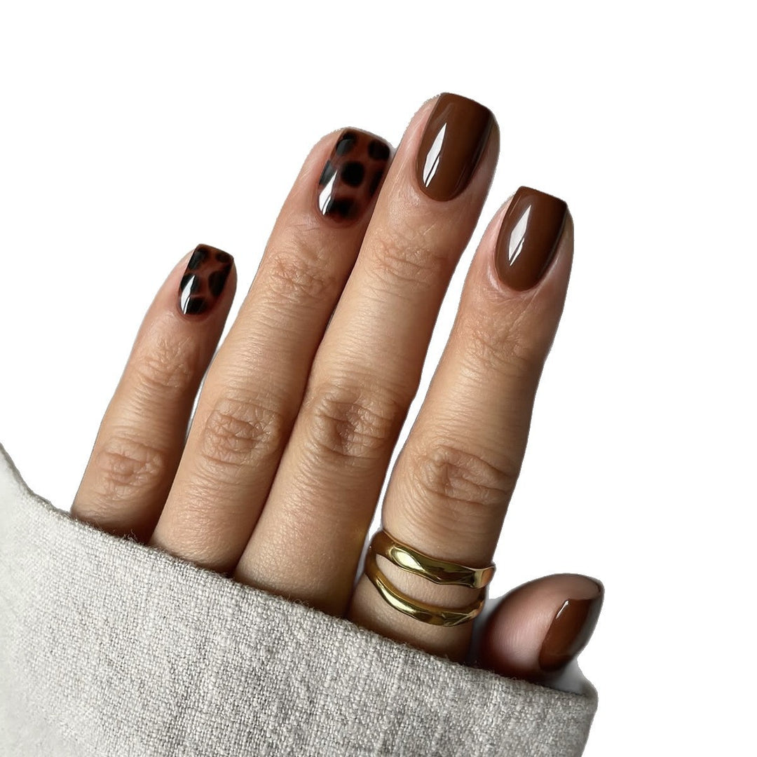 Kunstnagelset mit elegantem Leopardenmuster Karnz