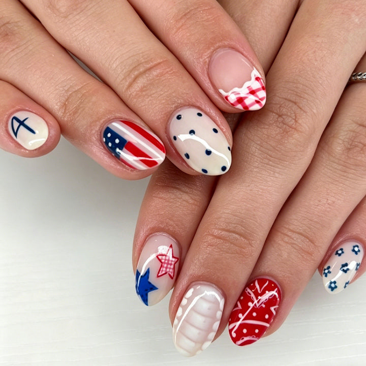 Patriotisches Nagelkunstdesign Karnz