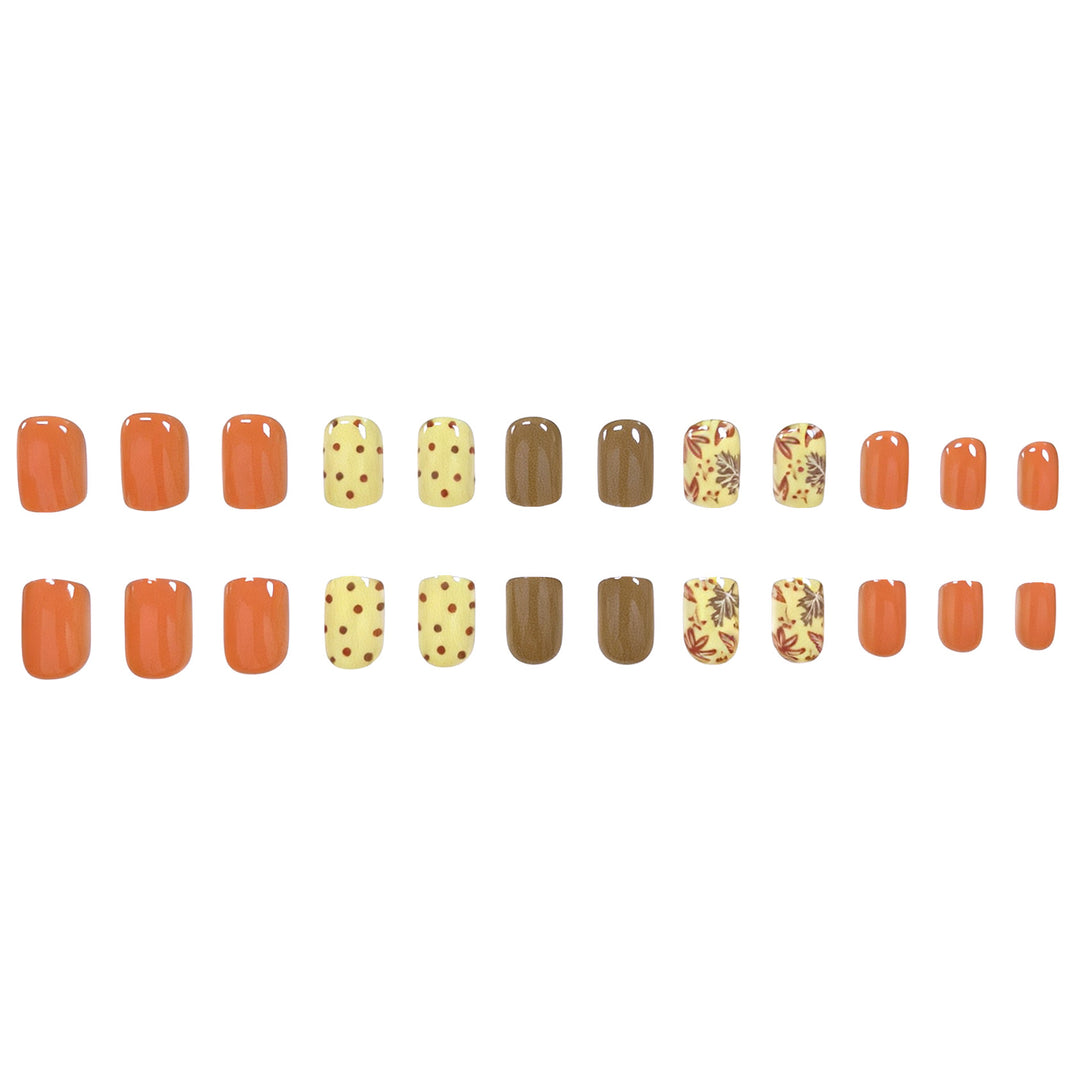 Saisonale florale Nagelkunst-Ergänzungen Karnz