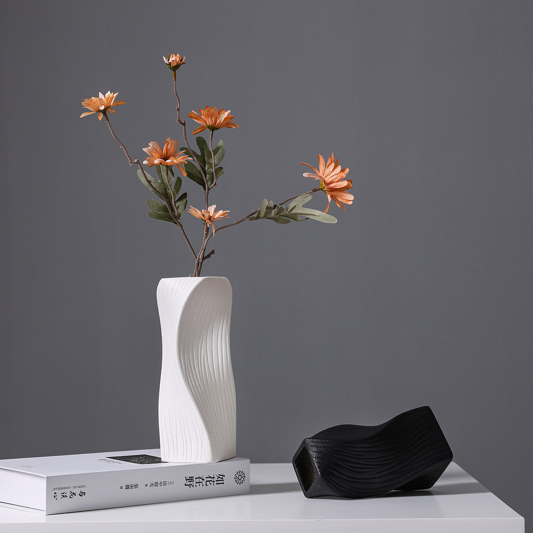 Moderner Minimalistischer Keramikvase
