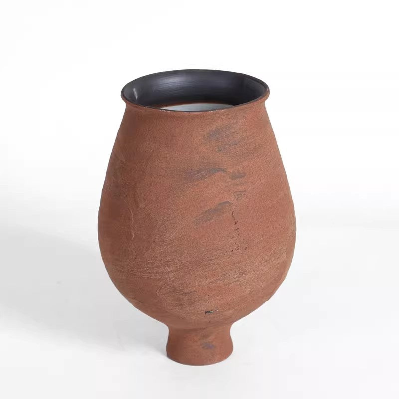 Dekorative Terrakotta-Vase