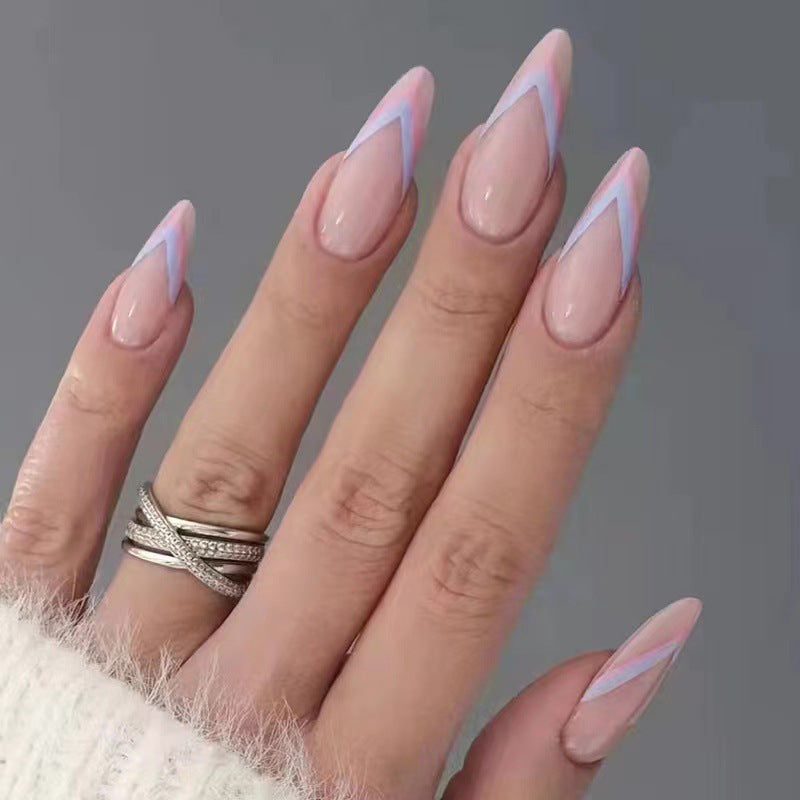 Künstlerisches Herz-Akzent Press-On Nagelset Karnz