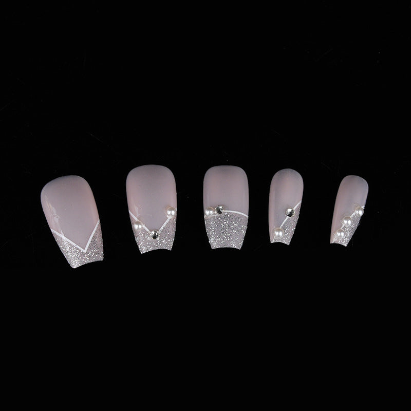 Elegante Matte Finish Press-On Nagelspitzen Karnz