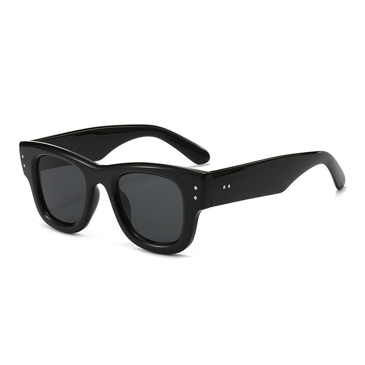 Retro-inspirierte auffällige Rahmen-Sonnenbrille Karnz