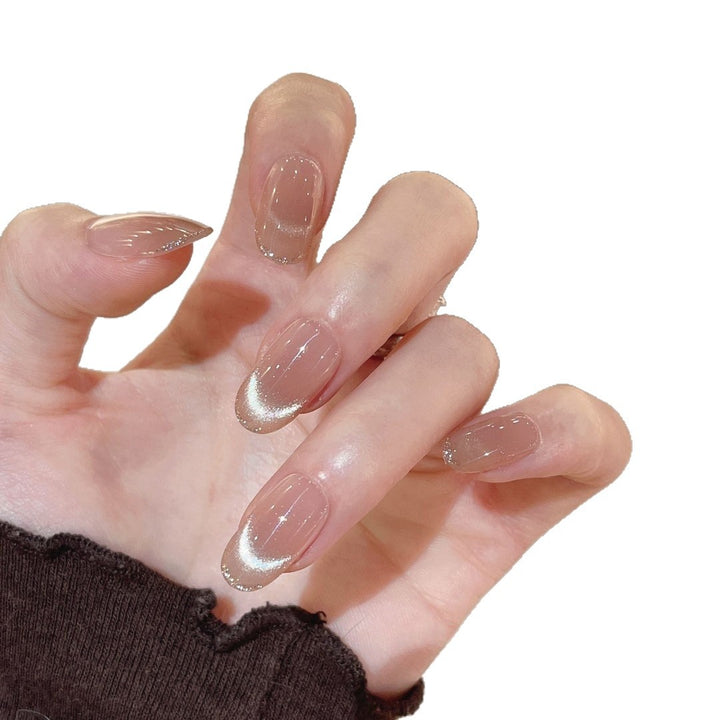 Kunstnägel mit Elegantem Glitzerfranz Karnz