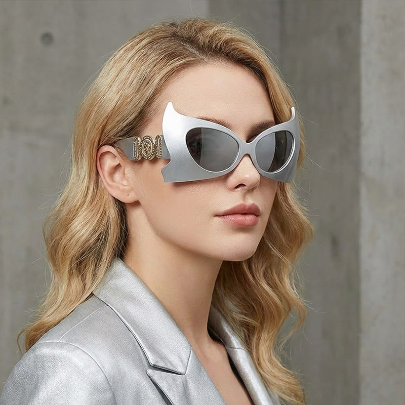 Damen Extravaganter Sonnenbrillenrahmen mit auffälligen Details Karnz