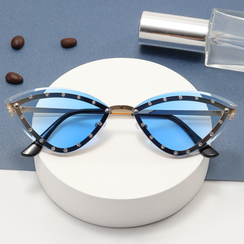 Damen Cat-Eye Sonnenbrille mit Glitzer-Details Karnz