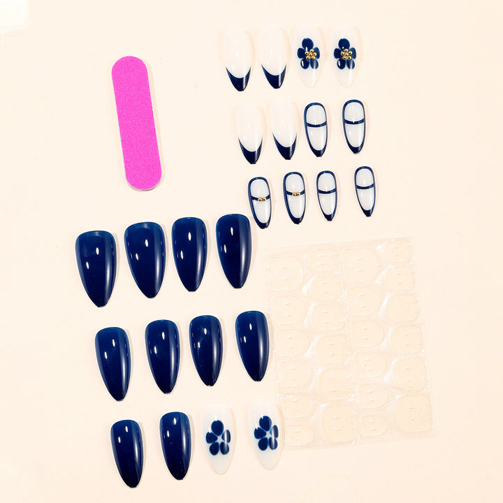 Dekorative florale Akzent Stiletto Nagelkunst Extensions Karnz