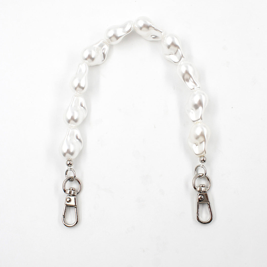 Stylische Perlen Karnz