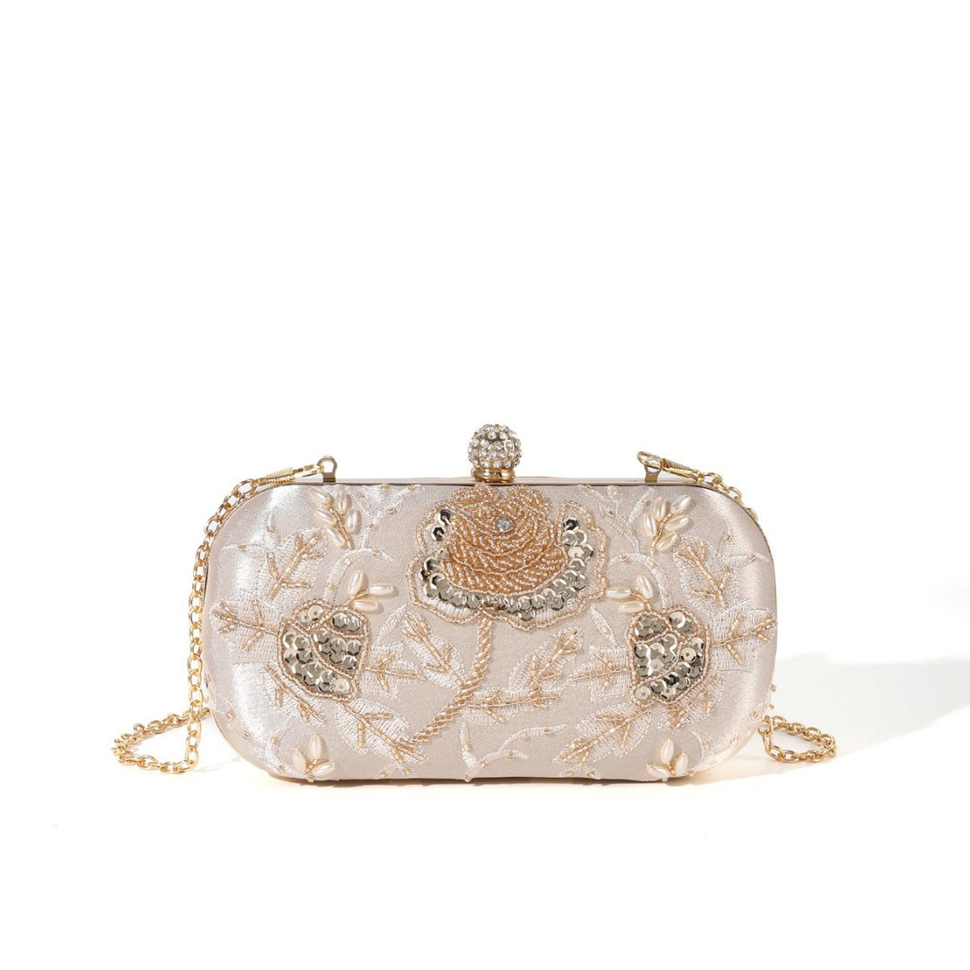 Elegante bestickte Clutch