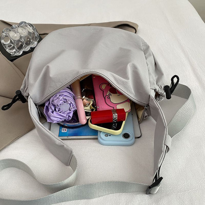 Entspannte Sling-Tasche Karnz