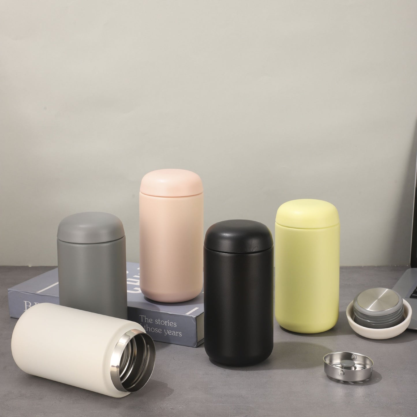 Unisex Isolierflasche Karnz