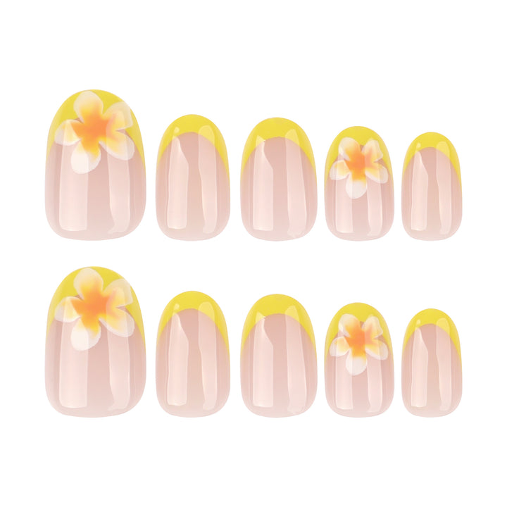 Künstliche Nagelkunst mit blühendem Design Karnz