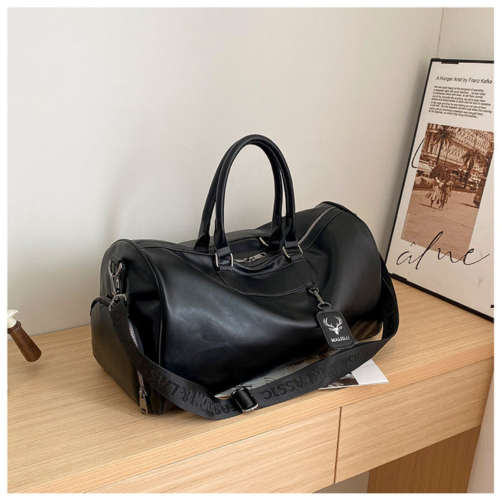 Geräumige Reisetasche mit hochwertigem wasserdichtem Material Karnz