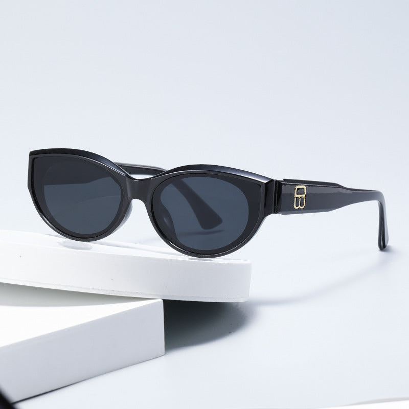 Damen trendige Cat-Eye Sonnenbrille mit luxuriösem Design Karnz