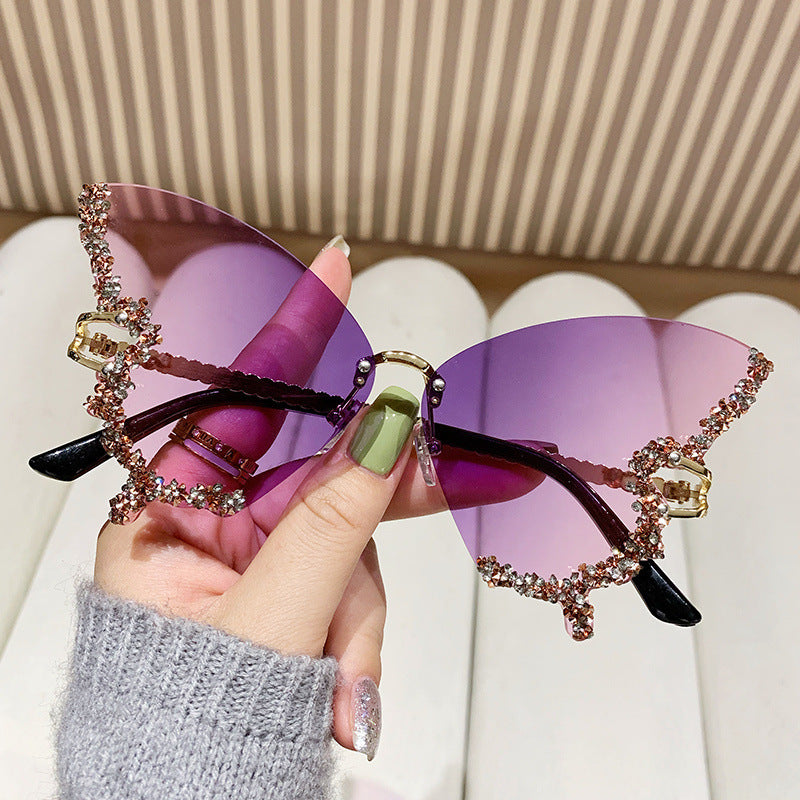 Damen extravagante Cat-Eye Sonnenbrille mit funkelnden Strassverzierungen Karnz