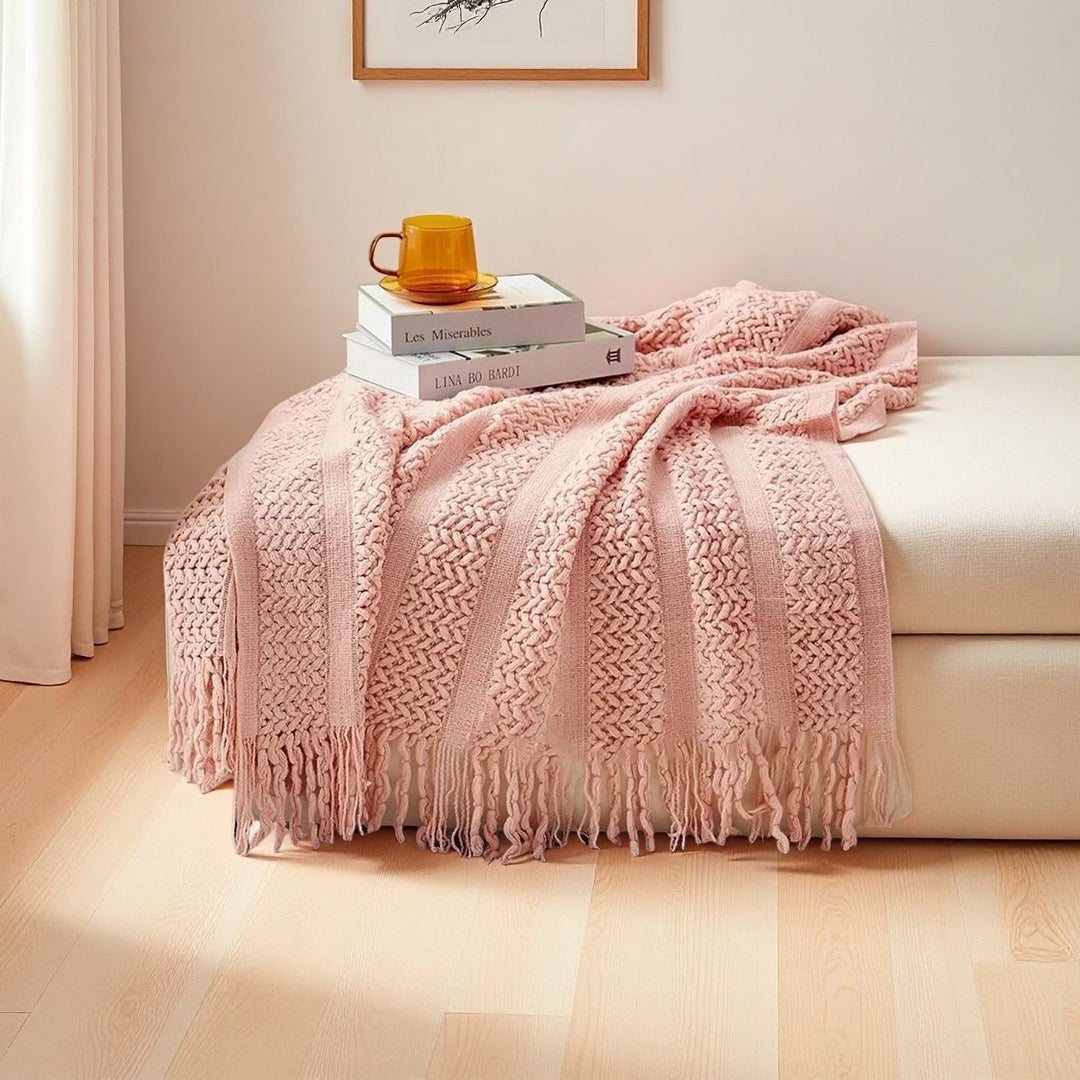 Gemütliche Strickwurfdecke