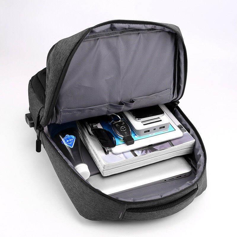 Moderner Business-Rucksack mit Usb-Ladeanschluss Karnz