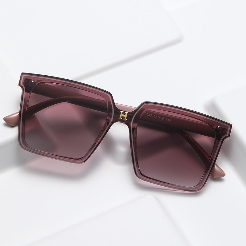 Damen quadratische Sonnenbrille mit elegantem Verlauf Karnz