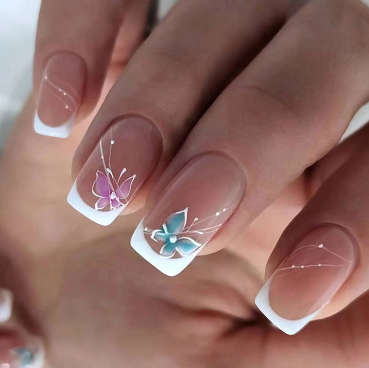 Floral Accent Press-On Nail Art Karnz