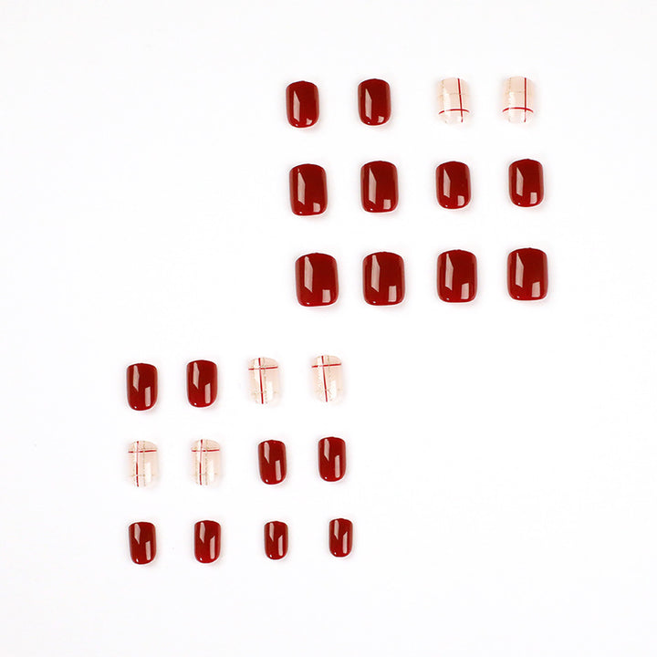 Kunstvolle Nagelverlängerungen mit elegantem Geometrie-Design Karnz
