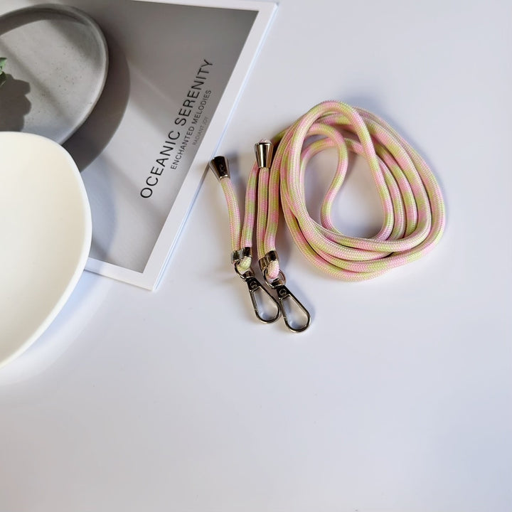 Verstellbare Lanyard mit doppelten Clips Karnz