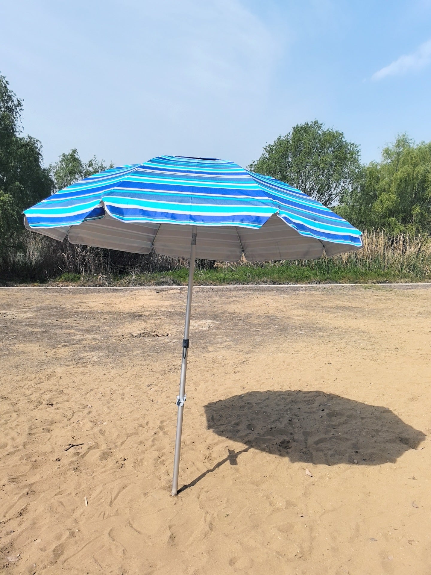 Damen großer Sonnenschutzschirm mit stabiler Konstruktion Karnz