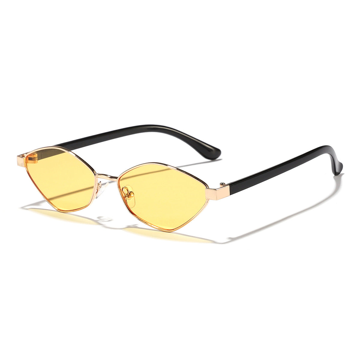 Damen Katzenaugen Sonnenbrille mit braunen Gläsern und elegantem Metallrahmen Karnz