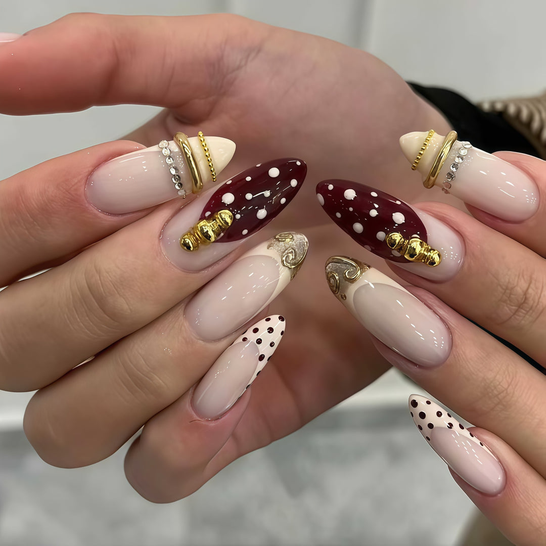 Dekorative Stiletto Press-On Nagelkunst Erweiterungen Karnz