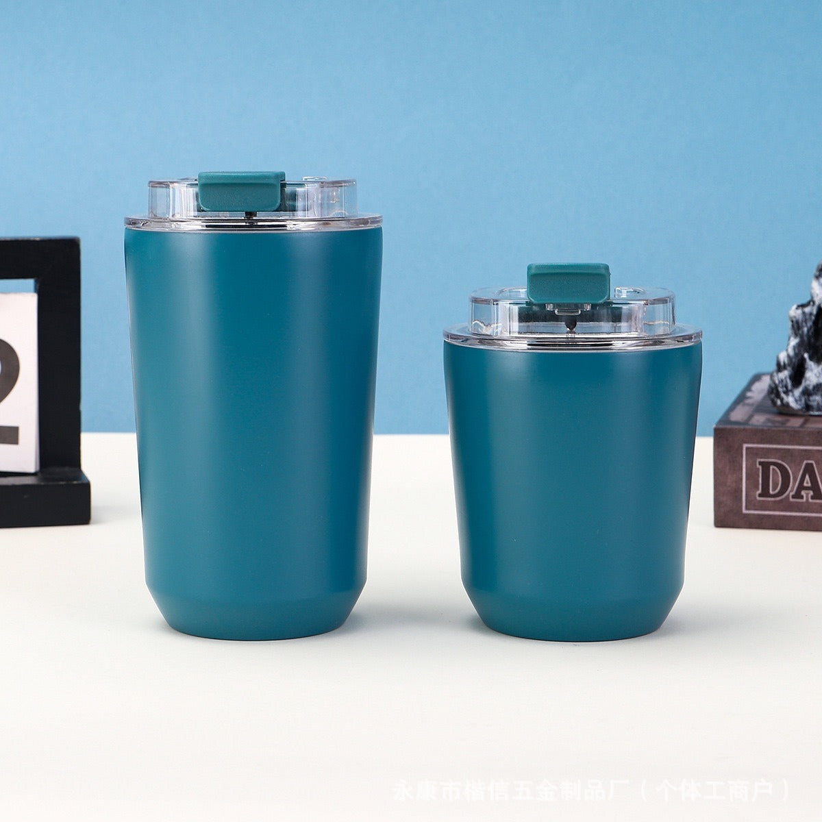 Damen Isolierte Kaffeetasse mit praktischem Drehverschluss Karnz