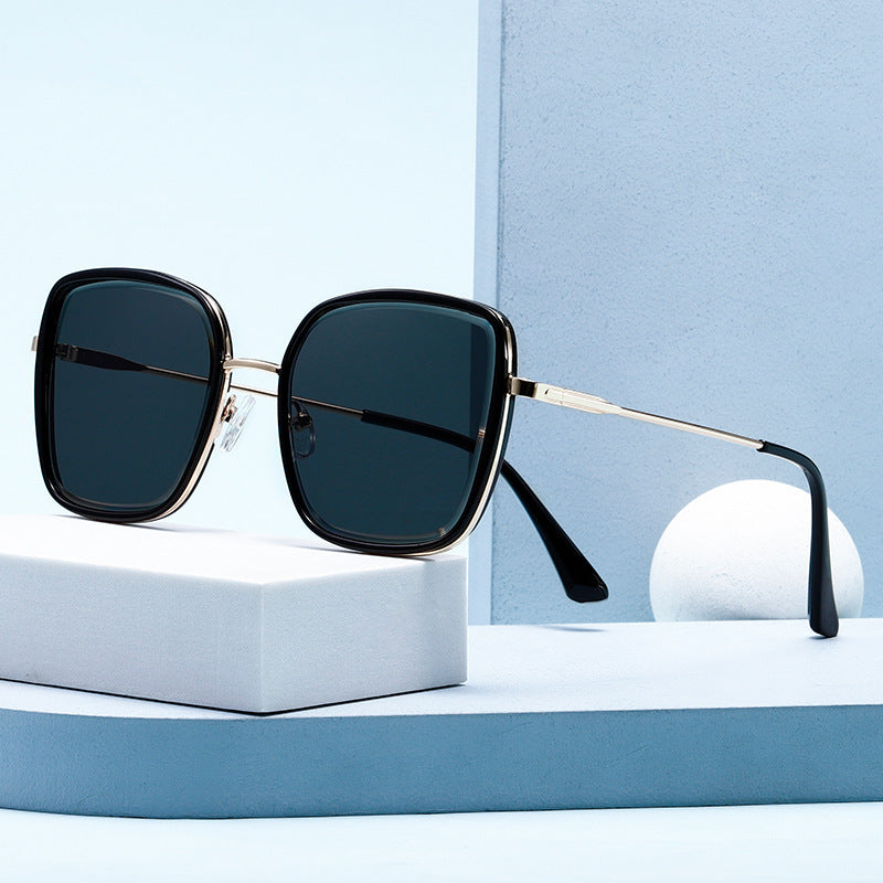 Damen Premium Sonnenbrille mit quadratischem Rahmen und verspiegelten Gläsern Karnz