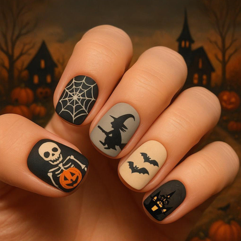 Halloween Kunstnagelset mit kreativen Gruselmotiven Karnz