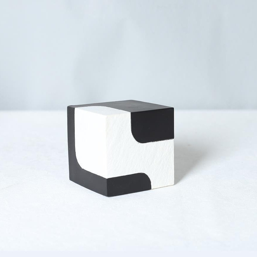 Moderne abstrakte minimalistische dekorative Blockskulptur