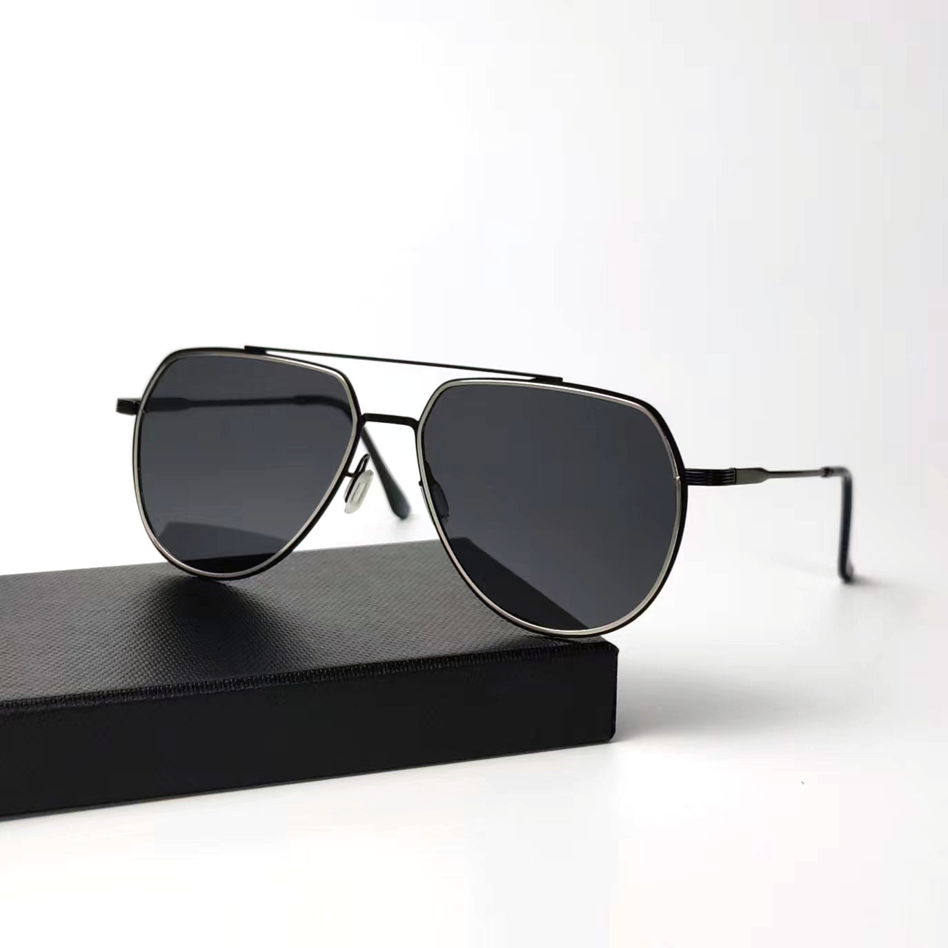 Herren elegante Flieger-Sonnenbrille mit polarisierenden Gläsern Karnz