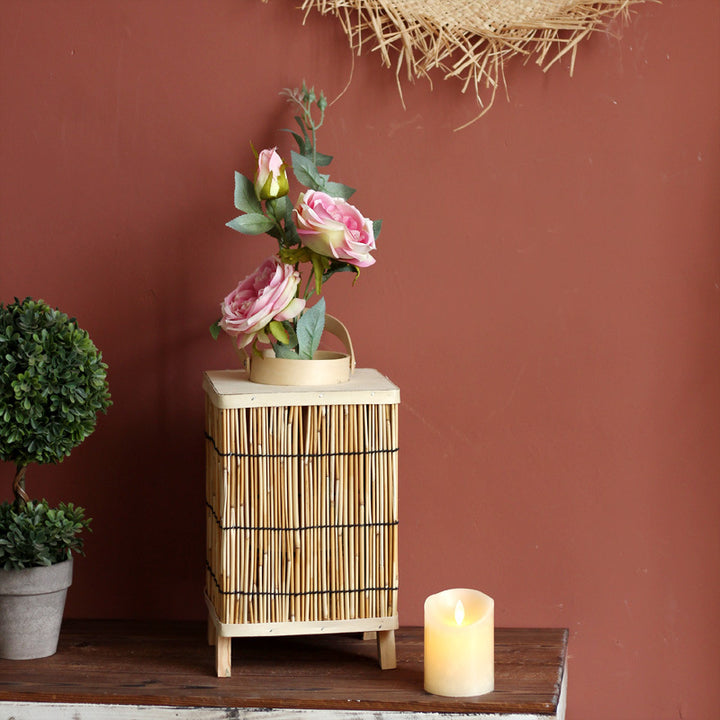 Stilvolle Laterne aus Naturmaterialien Karnz