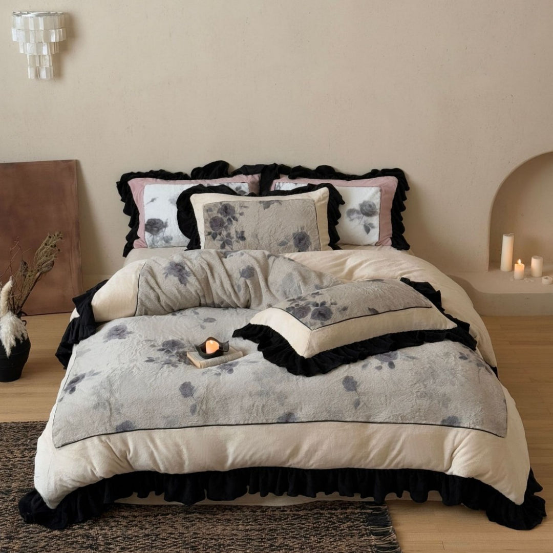 Bettgarnitur Aquarell-Blumenprint mit strukturierter Chenille-Front und kontrastierender Wellenkante