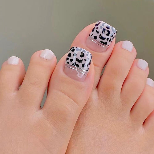 Luxus Fußnagelkunst mit trendigem Leopardenmuster Karnz