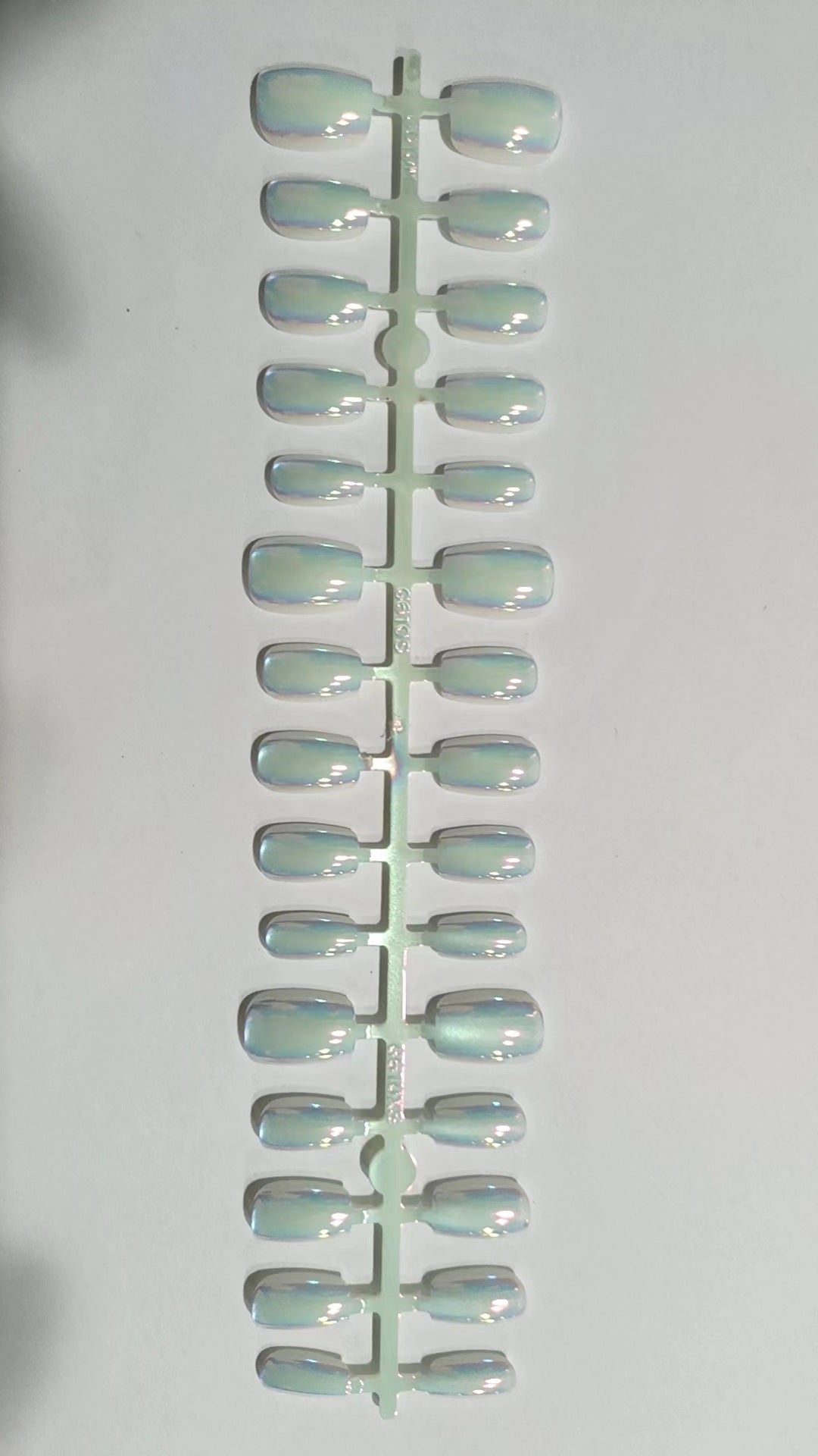 Iridescent Press-On Nagelset Karnz