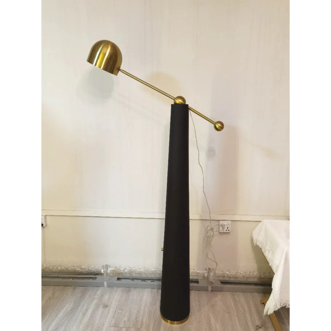 Moderne verstellbare Stehlampe