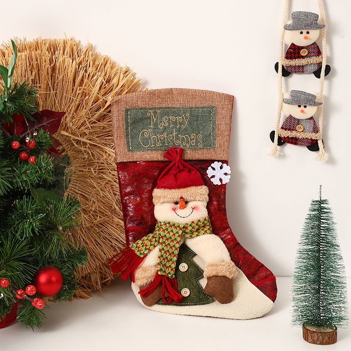 Festlicher Weihnachtsstrumpf mit liebevollen Santa-Motiven Karnz