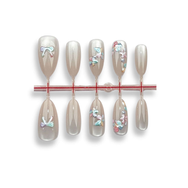 Dekorativer Schmetterling Press-On Nagelset