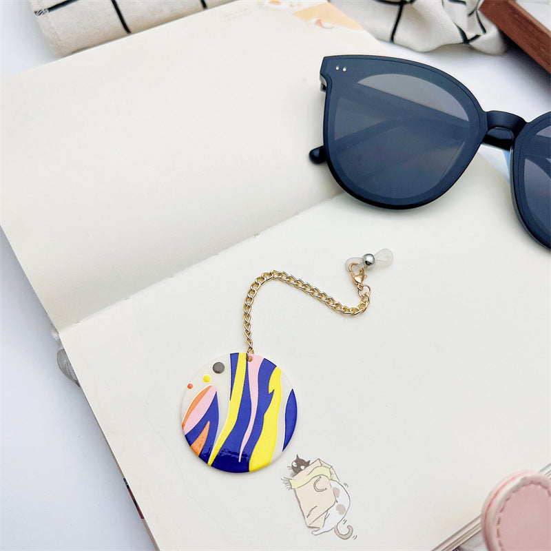 Herz-Design Brillenkettenhalter Karnz