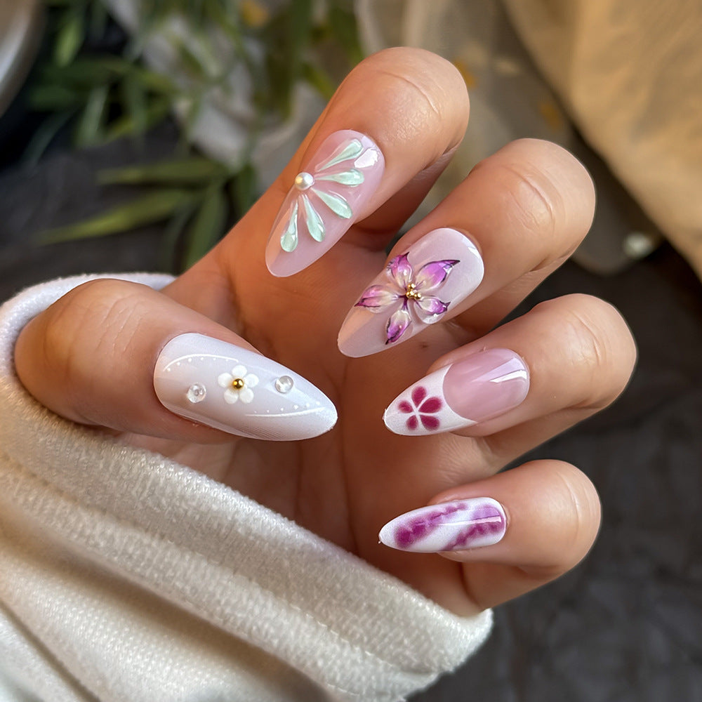 Dekorative Press-On Nagelkunst Kollektion Karnz