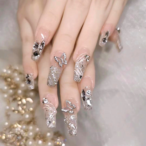 Dekorative Glitzernde Nagelkunst Tipps