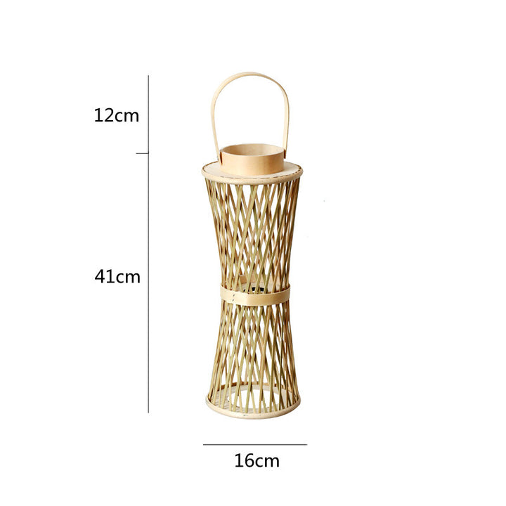 Elegante Laterne aus Rattan Karnz