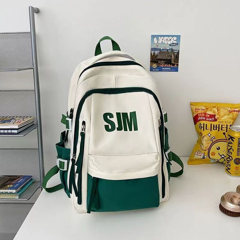 Stilvoller Vielseitiger Rucksack Karnz